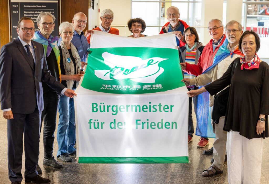Wehrhaft ohne Waffen - in Essen 1 wow essen